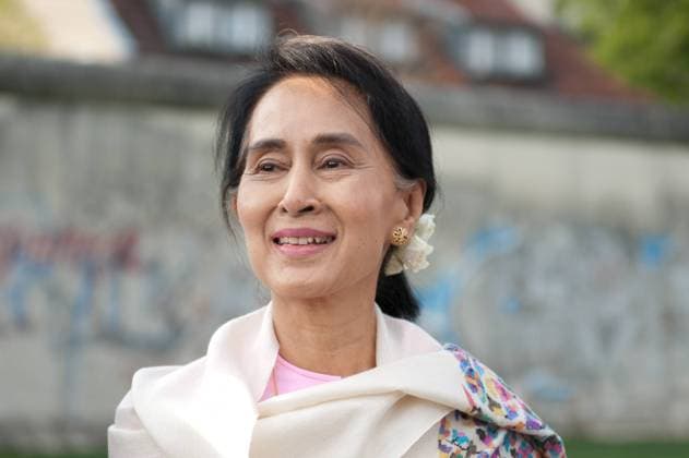 Berlin, Die Vorsitzende der birmesischen National League for Democracy und Friedensnobelpreisträgerin Aung San Suu Kyi aus Myanmar besucht am Samstag (12.04.2014) die Gedenkstätte Berliner Mauer.