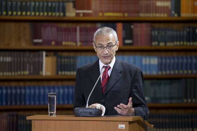 John Podesta, Sonderberater von Barack Obama spricht am Freitag (27.06.14) in Berlin in der Bibliothek des Auswärtigen Amtes beim Transatlantic Cyber Dialogue.