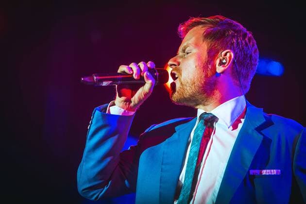 Seeed. Sänger Peter Fox ( Seeed ) während eines Konzertes am 22.08.2014 in Ferropolis Gräfenhainichen.