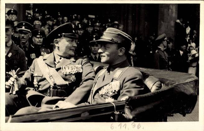 Hermann Göring zusammen mit Phillip von Hessen !AUFNAHMEDATUM GESCHÄTZT!