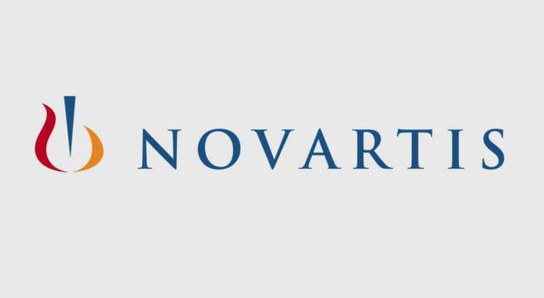 Unternehmen: Novartis Schweiz, Basel, 05.09.2014 Top 10 der umsatzstärksten Pharmaunternehmen weltweit Das Schweizer Unternehmen Novartis war im vergangenen Jahr an zweiter Stelle der umsatzstärkste Pharmaunternehmen weltweit. Der Nettoumsatz 2013 belief sich auf 57,9 Milliarden Dollar. Novartis beschäftigte in 2013 über 135.000 Vollzeitmitarbeiter. Knapp die Hälfte davon (65.000) entfiel auf die Arzneimittelbranche. Die Ausgaben für Forschung & Entwicklung betrugen 9,9 Milliarden Dollar. Foto: Logo von Novartis Switzerland, Basel, 05.09.2014 Top 10 best-selling pharmaceutical companies worldwide The Swiss company Novartis last year was the world s second most profitable pharmaceutical companies. Net sales in 2013 amounted to 57.9 billion dollars. Novartis employed in 2013 over 135,000 full-time employees. Almost half of these (65,000) accounted for the drug industry. Spending on research and development am