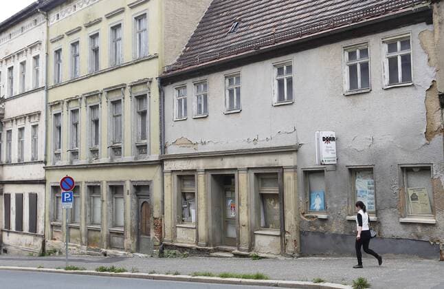 02.09.2014 Die Innenstadt von Zeitz zerfällt , der Leerstand der Geschäfte hat einen neuen Höhepunkt erreicht die Zeitzer sind frustriert Foto: Leerstand Zerfall Stadtzentrum neben dem Markt und dem Einkaufs Boulevard