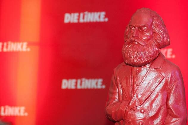 Erfurt Thüringer Landtag Wahl zur 6. Legislaturperiode des Thüringer Landtag im Bild: Bei den Linen im Palmenhaus. Karl Marx allgegenwärtig Landtagswahl Thüringen 2014