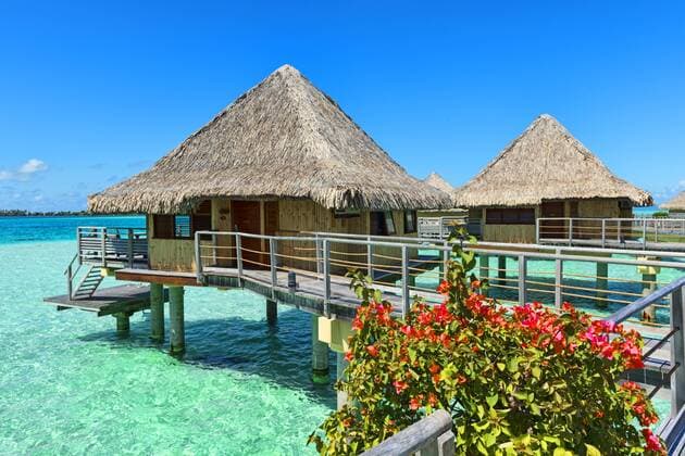 Überwasserbungalows, Bora Bora, Französisch Polynesien ibleri03972069.jpg