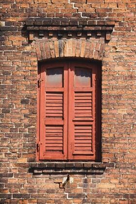 Germany, Mecklenburg-Vorpommern, Schwerin, Brick house, Wall, closed window  WWF00513