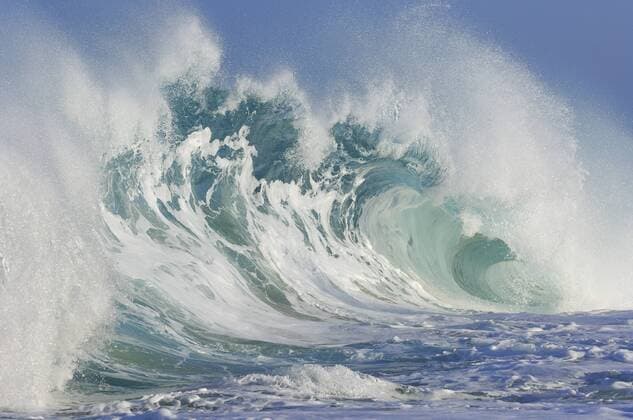 USA, Hawai, Oahu, Wave at the North shore  RUEF001273