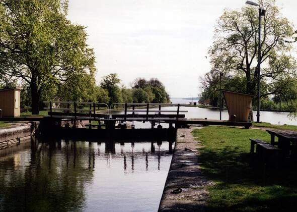 BERGS SLUSS VID GÖTA KANAL MOT ÖSTER