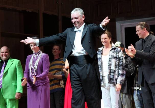 Saisonstart mit The Rake s Progress Theater an der Wien, 16. 09. 2013 Michael BODER