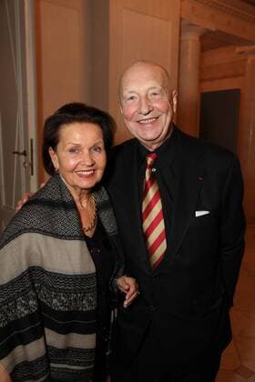 Baselitz Dinner Wien, Albertina, 07. 11. 2013 Elke BASELITZ mit Mann Georg BASELITZ