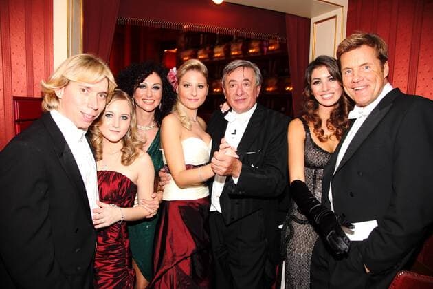 Opernball 2010 Wien, Oper, 11. 02. 2010 Richard LUGNER, Dieter BOHLEN, Fatma Carina WALZ