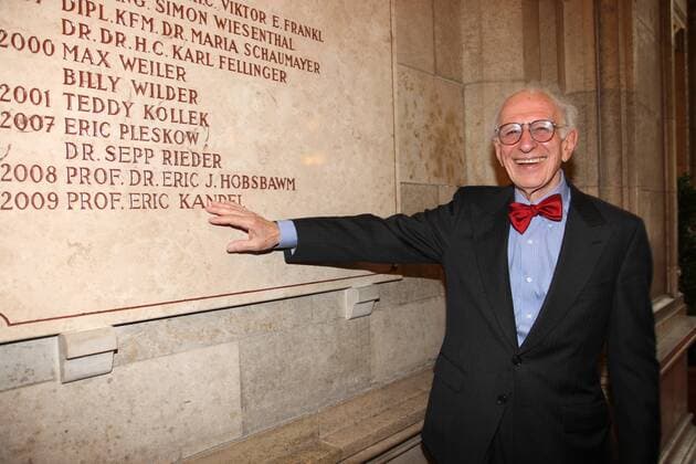 Ehrenbürger Urkunde an Eric KANDEL Wien, Rathaus, 02. 06. 2009 Eric KANDEL