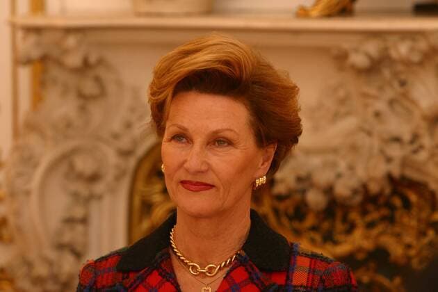 Wien 14.03.2003 - Königin SONJA von Norwegen - Ladys Lunch in der Präsidentschaftskanzlei bei Margot LÖFFLER KLESTIL