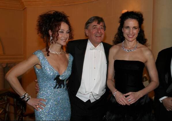 Wien 19 02 2004 - Opernball 2004 -host Richard LUGNER and wife Christina LUGNER with star guest Andie MACDOWELL - Andie Mac Dowell