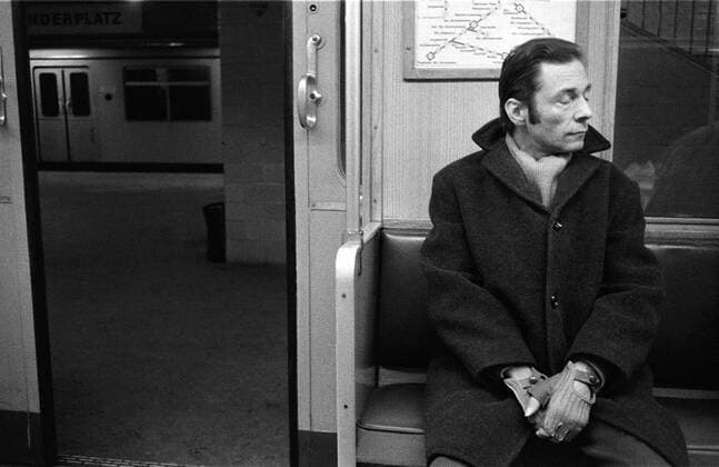 DDR, Berlin, U - Bahn Fahrgast Bahnhof Alexanderplatz Dezember 1986