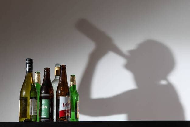 Symbolbild zum Thema Alkoholismus.