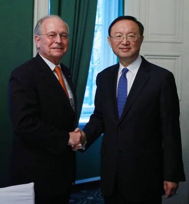 (150207) -- MUNICH, Feb. 6, 2015 -- Chinese State Councilor Yang Jiechi (R) meets with Wolfgang Ischinger, chairman of Munich Security Conference (MSC), in Munich, Germany, on Feb.6, 2015. ) GERMANY-MUNICH-MSC-CHINA-MEET LuoxHuanhuan 