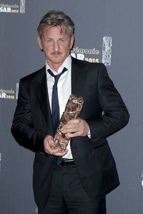 Sean Penn - Cesar d honneur - Ehrenpreis CELEBRITES : 40eme Ceremonie des Cesars - Photocall Laureats - 20 02 2015 JBAutissier Panoramic 