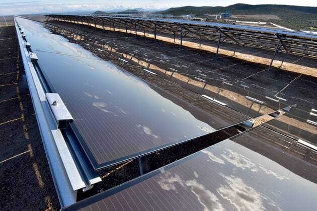 IMAGO Nature: Unsere Erde, Energiequellen, Photovoltaik Photovoltaic power plants Stankovci 19.01.2015., Croatia, Stankovci - Photovoltaic power plants Stankovci in the economic zone of Novi Stankovci.  DinoxStanin PIXSELL