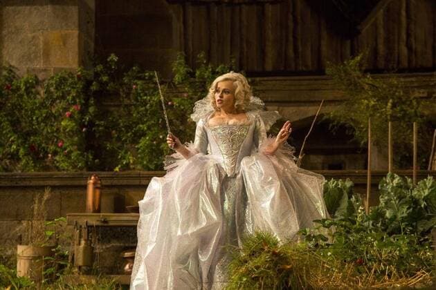 RELEASE DATE: March 13, 2015 TITLE: Cinderella STUDIO: Walt Disney Pictures DIRECTOR: Kenneth Branagh PLOT: When her father unexpectedly passes away, young Ella finds herself at the mercy of her cruel stepmother and her daughters. Never one to give up hope, Ella s fortunes begin to change after meeting a dashing stranger in the woods PICTURED: HELENA BONHAM CARTER as Fairy Godmother London United Kingdom - ZUMAz90_ !ACHTUNG: NUTZUNG NUR BEI FILMTITEL-NENNUNG!