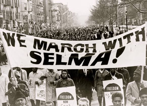 IMAGO History, U.S. Bürgerrechtsbewegung: 1954-1968 America marks the 50th Anniversary of three Selma to Montgomery 54-mile marches of 1965 that were part of the Selma Voting Rights Movement which led to the passage of the Voting Rights Act. On March 7, 1965, the first march, Alabama state troopers rushed the group at the EdmundPettusBridge and beat them back to Selma injuring dozens, this is known as Bloody Sunday. Pictured - 1965 - Harlem, New York, U.S. - We march with Selma. Harlem U.S. - ZUMAby3_