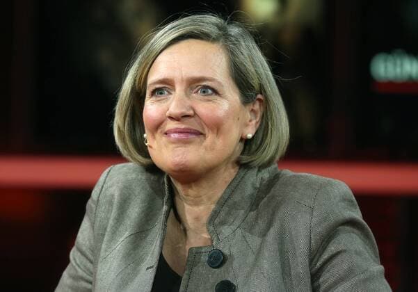 Ina Ruck (Journalistin) in der ARD-Talkshow GÜNTHER JAUCH am 08.03.2015 in Berlin Thema der Sendung: Putins Russland Ð Auf dem Weg zur Diktatur?