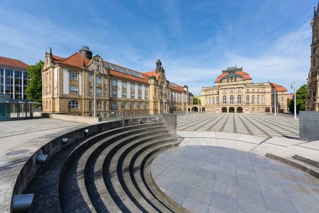 König-Albert-Museum, Sitz der Kunstsammlungen Chemnitz und Opernhaus auf dem Theaterplatz, Chemnitz, Sachsen, Deutschland