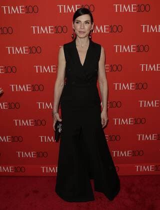Julianna Margulies arrives on the red carpet at the TIME 100 Gala at Frederick P. Rose Hall, Home of Jazz at Lincoln Center, in New York City on April 21, 2015. TIME 100 celebrates TIME s list of the 100 Most Influential People in the World.  NYP20150421131 JOHNxANGELILLO