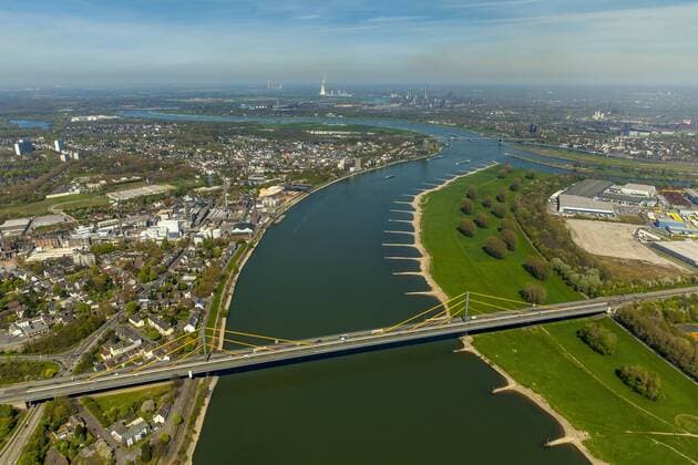A40 Rheinbrücke bei Homberg, Duisburg, Ruhrgebiet, Duisburg-West, Nordrhein-Westfalen, Deutschland !ACHTUNGxMINDESTHONORARx60xEURO!