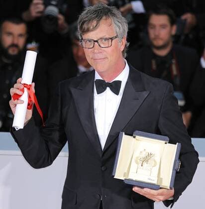 ENTERTAINMENT RED CARPET 68. Internationale Filmfestspiele von Cannes: Todd Hynes in Vertretung von Rooney Mara nimmt den Preis für die Beste Schauspielerin entgegen Todd Haynes arrives at the award photo call representing Rooney Mara after Mara received the Best Actress prize for the film Carol during the 68th annual Cannes International Film Festival in Cannes, France on May 24, 2015.  CAN20150524815 DAVIDxSILPA