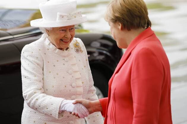 June 24, 2015 - Berlin, Germany - Queen Elisabeth II and prince Philip is welcoming by German Chancellor Angela Merkel at German Chancellery in Berlin, Germany on 24 June 2015. Picture: Queen Elizabeth II and German Chancellor Angela Merkel Berlin Germany  - ZUMAn230
