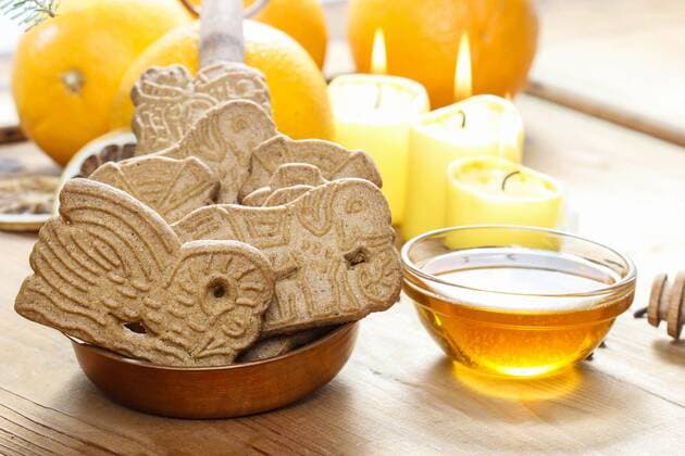 Speculaas is a type of spiced shortcrust biscuit, traditionally baked before St Nicholas feast in the Netherlands, Belgium and Northern France and around Christmas in Germany.  Copyright: KantarukxAgnieszka bew180F845
