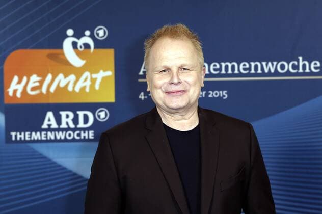 Herbert Grönemeyer beim Pressetermin zur ARD-Themenwoche Heimat im Ballsaal Südtribüne vom Millerntor-Stadion. Hamburg, 19.08.2015 Foto:xU.xGlockmannx xFuturexImage