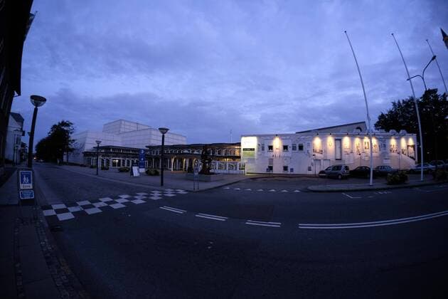 Architektur von Jorn Utzon Esbjerg Kunstmuseum und Musikhuset Esbjerg - Dänemark