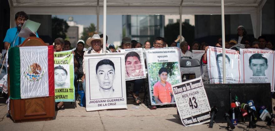 (150901) -- MEXICO CITY, Sept. 1, 2015 -- Family members of the 43 missing students of the Rural Teacher s College Raul Isidro Burgos of Ayotzinapa, Guerrero, present a counter-report in the context of the third State of the Nation Report of Mexican President, Enrique Pena Nieto, in the esplanade of the Monument to the Revolution, in Mexico city, capital of Mexico, on Sept. 1, 2015. Pedro Mera) (da) MEXICO-MEXICO CITY-SOCIETY-AYOTZINAPA e PedroxMera