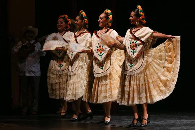 JANUARY RJ DE JANEIRO - 02 09 2015: FOLKLORE BALLET OF MEXICO - For the first time in Brazil, the Mexican Folkloric Ballet of the University Veracruzana perform at Teatro Carlos Gomes, with a free show to give the locals the 450th anniversary of the City Rio de Janeiro.  Andr?xHorta