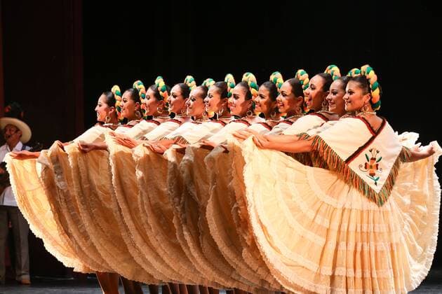 JANUARY RJ DE JANEIRO - 02 09 2015: FOLKLORE BALLET OF MEXICO - For the first time in Brazil, the Mexican Folkloric Ballet of the University Veracruzana perform at Teatro Carlos Gomes, with a free show to give the locals the 450th anniversary of the City Rio de Janeiro.  Andr?xHorta