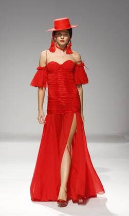 Sept. 5, 2015 - Kiev, Ukraine - A model presents a creation by Armenian designer VAHAN KHACHATRYAN during the Mercedes-Benz Kiev Fashion Days in Kiev,Ukraine,05 September 2015. The event presents Spring Summer 2016 collections by Ukrainian and international designers from 3 to 6 September. Kiev Ukraine - ZUMAg194
