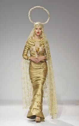 Sept. 5, 2015 - Kiev, Ukraine - A model presents a creation by Armenian designer VAHAN KHACHATRYAN during the Mercedes-Benz Kiev Fashion Days in Kiev,Ukraine,05 September 2015. The event presents Spring Summer 2016 collections by Ukrainian and international designers from 3 to 6 September. Kiev Ukraine - ZUMAg194