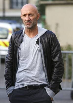 Fabien Barthez - Prominentenfussball mit Spielern aus Entertainment und Politik - Club Varietes vs Parlementaire - 08 09 2015 GwendolineLeGoff Panoramic 