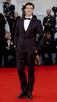 (150912) -- VENICE, Sept. 12, 2015 -- Roberto Bolle attends the closing ceremony and premiere of the film Lao Pao Er (Mr. Six) during the 72nd Venice Film Festival at Lido island in Venice, Italy, Sept. 12, 2015. ) ITALY-VENICE-FILM-FESTIVAL-72ND-AWARD-RED CARPET YexPingfan 