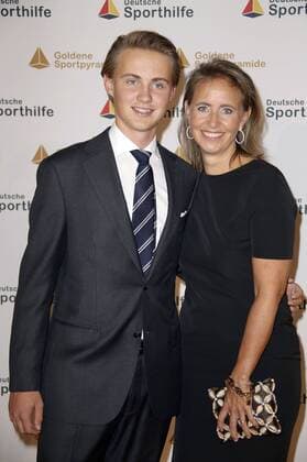 Jonica Jahr-Goedhart mit ihrem Sohn Johann Goedhart bei der Verleihung der Goldenen Sportpyramide 2015 in der Handelskammer. Hamburg, 12.09.2015 Foto:xgbrcix xFuturexImage