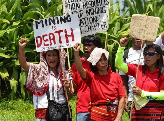 Sept. 15, 2015 - Manila, Philippines - Indigenous people stage a demonstration in Manila. Three Lumads indigenous leaders were recently killed allegedly because of the presence of military and para-military forces. Manila Philippines - ZUMAp133