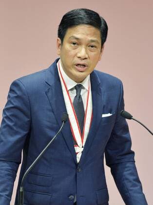 Myanmar historian Thant Myint U receives Fukuoka Prize Myanmar historian Thant Myint U delivers an acceptance speech for the Grand Prize of the Fukuoka Prize in the western Japan city on Sept. 17, 2015. Thant Myint U was awarded the prize for his devotion to furthering peace in his country and the world. The Fukuoka Prize was established by the city authorities, academia and businesses in 1990 to honor the outstanding work of individuals and organizations in preserving and creating Asian culture. 