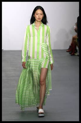 . 18 09 2015. London, United Kingdom. J.JS Lee show - London Fashion Week S S 2016-Day One.  xStephenxLockx xi-Imagesx IIM-11053-0009
