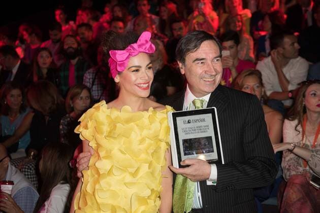 Pedro J Ramirez y Cosima Ramirez en el desfile de Agatha Ruiz de la Prada en la Mercedes Benz Fashion Week 2015 de Madrid. 588 cordon press Pedro J Ramirez and Cosima Ramirez at the Agatha Ruiz de la Prada s catwalk in Mercedes Benz Fashion Week 2015 in Madrid. 