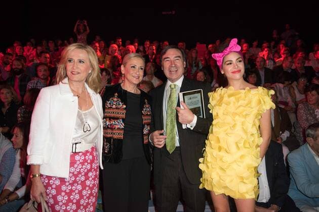 Nieves Herrero, Cristina Cifuentes, Pedro J Ramirez y Cosima Ramirez en el desfile de Agatha Ruiz de la Prada en la Mercedes Benz Fashion Week 2015 de Madrid. 588 cordon press Nieves Herrero, Cristina Cifuentes, Pedro J Ramirez and Cosima Ramirez at the Agatha Ruiz de la Prada s catwalk in Mercedes Benz Fashion Week 2015 in Madrid. 