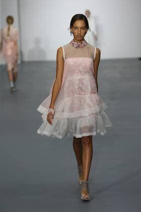 . 18 09 2015. London, United Kingdom. Bora Aksu show at London Fashion Week-S S 2016-Day One.  xStephenxLockx xi-Imagesx IIM-11057-0004