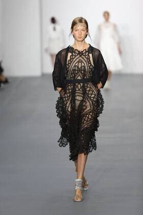 . 18 09 2015. London, United Kingdom. Bora Aksu show at London Fashion Week-S S 2016-Day One.  xStephenxLockx xi-Imagesx IIM-11057-0006