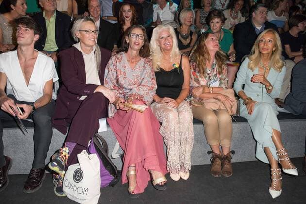 Paola y Lucia Dominguin y Carmen Lomana en el desfile de Francis Montesinos de la Mercedes Benz Fashion Week 2015 en Madrid. 588 cordon press Paola and Lucia Dominguin and Carmen Lomana at the Francis Montesinos catwalk of Mercedes Benz Fashion Week 2015 in Madrid. 