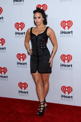 Demi Lovato arrives in the press room for the iHeartRadio Music Festival at the MGM Grand Hotel in Las Vegas, Nevada on September 18, 2015.  LAV20150918032 JAMESxATOA